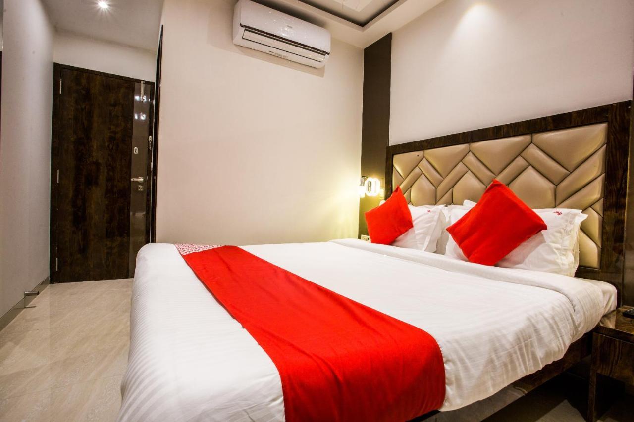 Oyo 37559 Hotel Al Haram Mumbai  Buitenkant foto