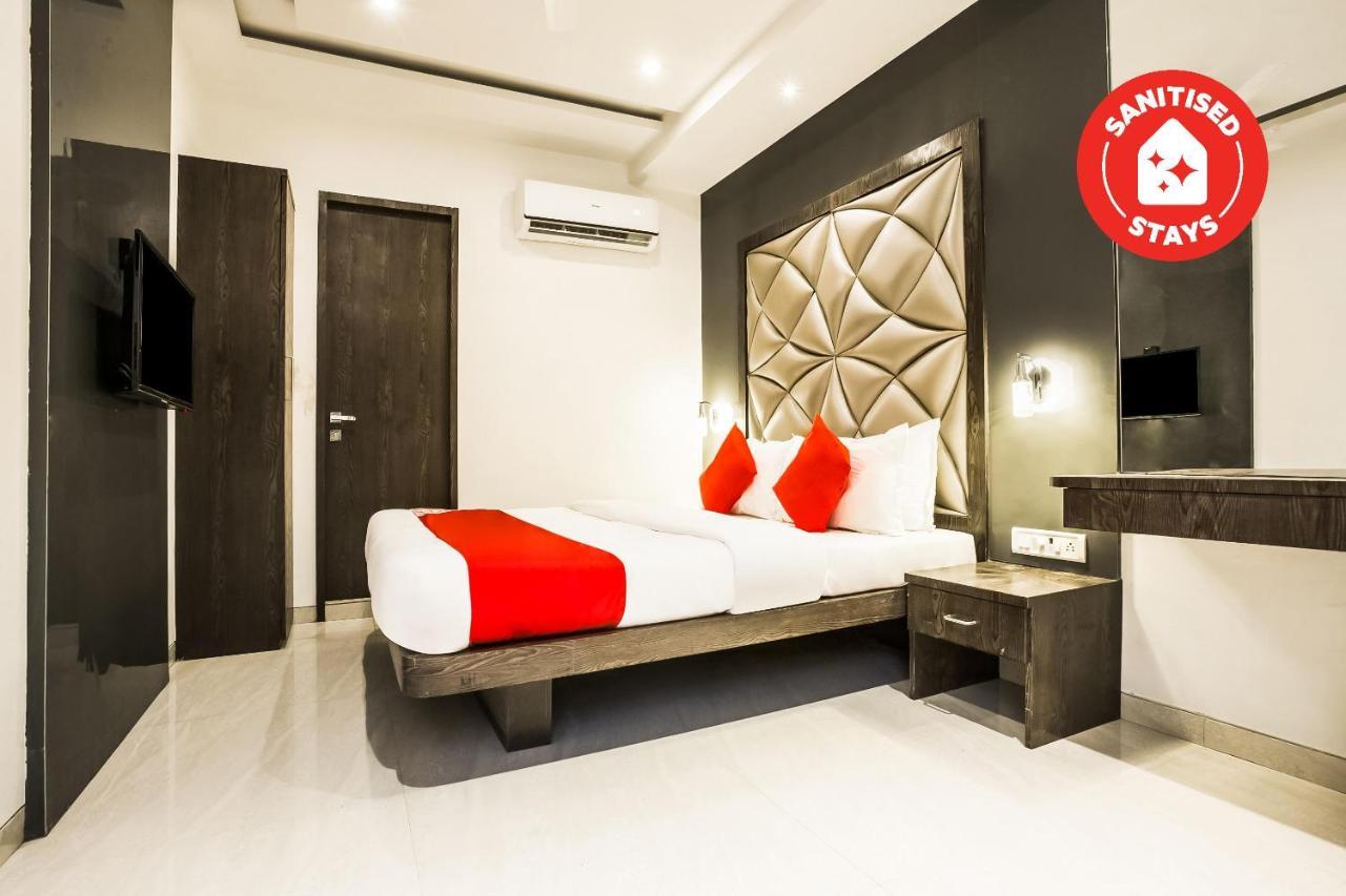 Oyo 37559 Hotel Al Haram Mumbai  Buitenkant foto